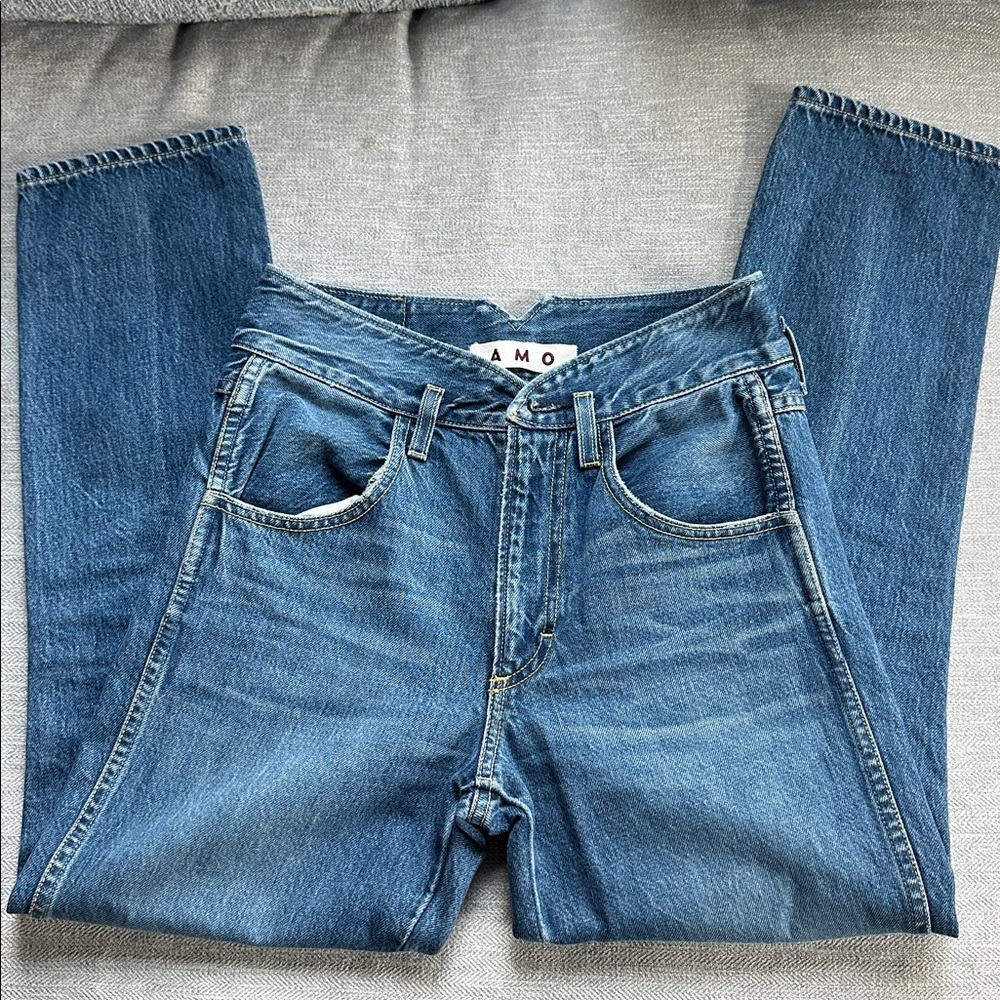 AMO Classic Blue Jeans